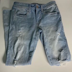 American Eagle Light Wash Jeans